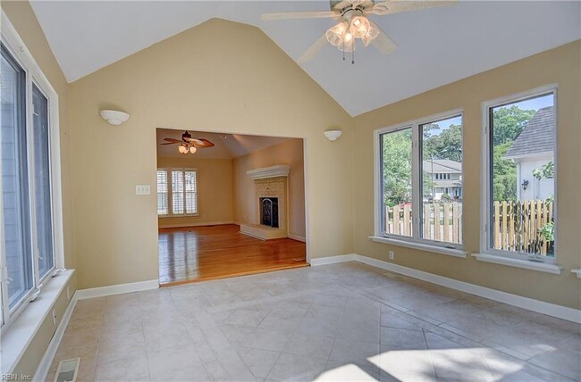 Building Photo - 601 Fort Raleigh Dr