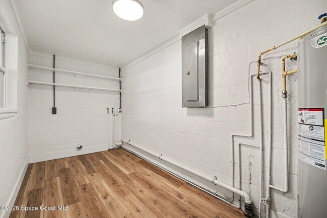 Building Photo - 1111 Brewer Ct