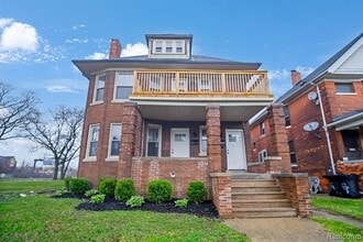 Building Photo - 900 Hazelwood St