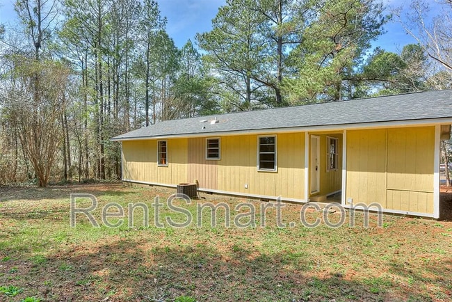Building Photo - 107 McClain St