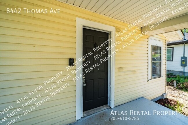 Building Photo - 8442 Thomas Ave