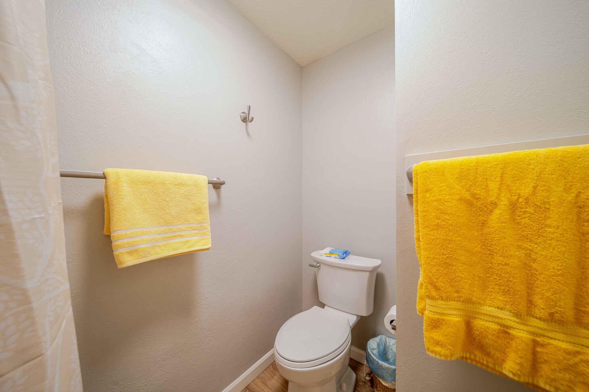 Building Photo - 3124 S Falling Brook Ln