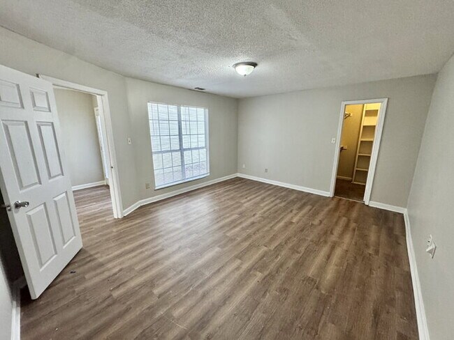 Building Photo - 4136 Garden Birch Cove