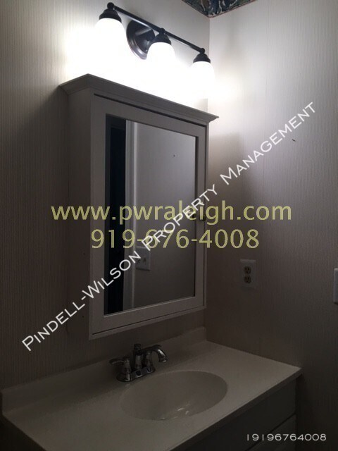 Building Photo - 6144 Loch Laural Ln