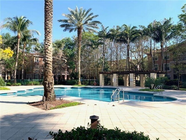 Building Photo - 6942 W Sample Rd