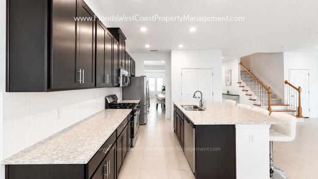 Building Photo - STUNNING 5 BEDROOM-3.5 BATH HOME at GRANDVIEW at THE HEIGHTS! MOVE IN READY