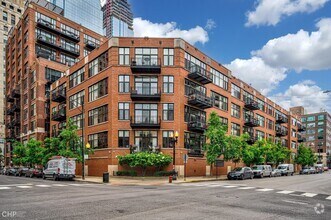 Building Photo - 333 W Hubbard St