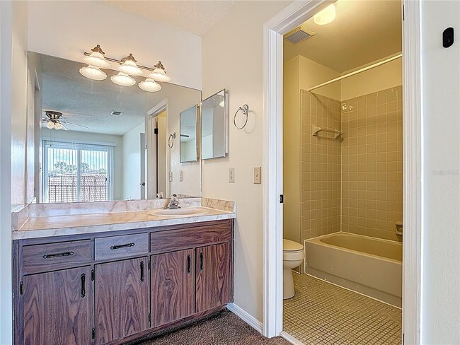 Building Photo - 467 Hunter Cir