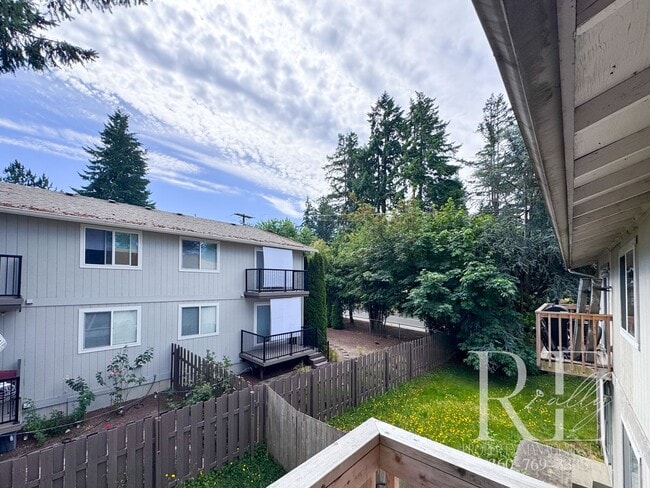 Building Photo - 2-Bed Upstairs Unit With Private Patio