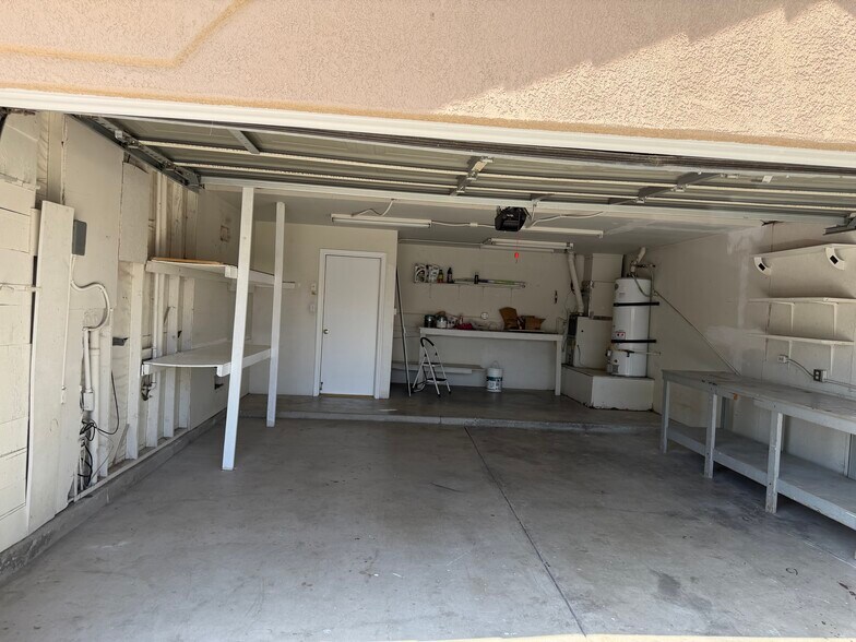 Building Photo - 10808 Tivoli Ct