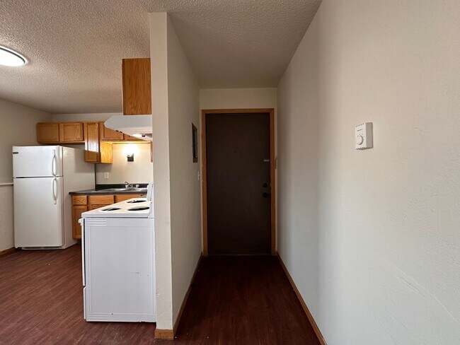 Building Photo - Regal Landing IIII