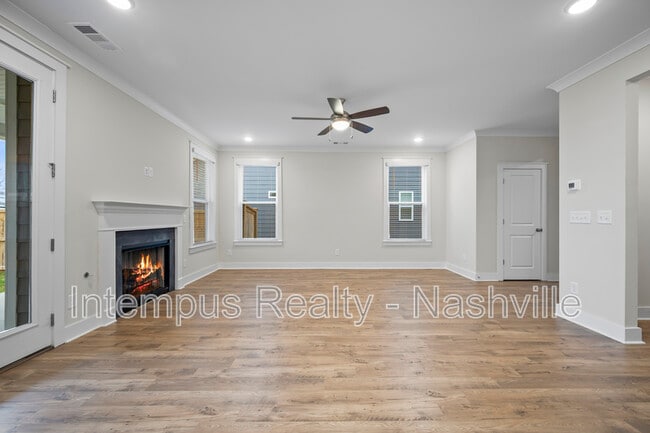 Building Photo - 704 Conifer Dr