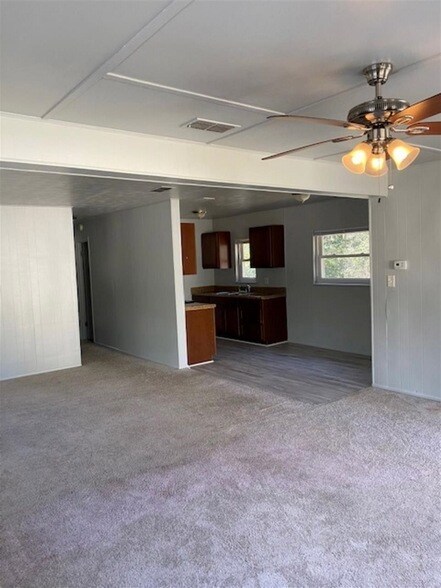 Building Photo - 3316 N Ridge Rd