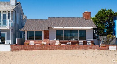 Building Photo - Winter Lease in Exclusive Peninsula Point ...
