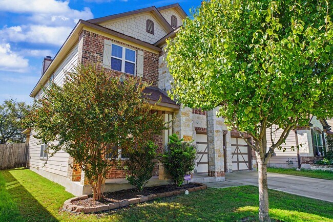 Building Photo - Exquisite 3-bedroom, 2.5-bathroom off 1604 and Culebra Road - Realtor Commission: $500