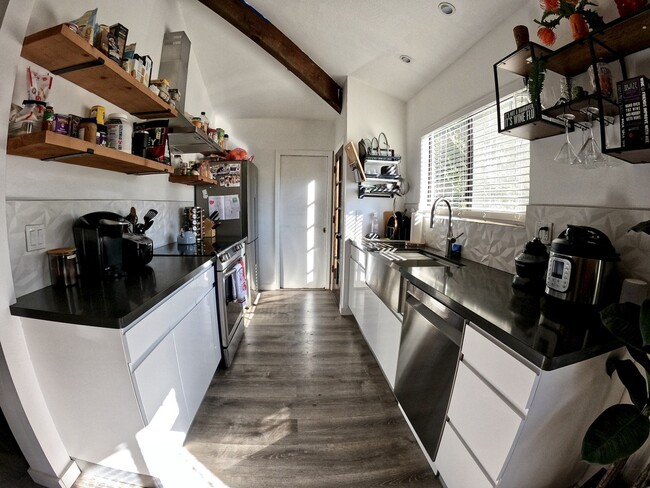 Building Photo - 146 Bean Creek Rd