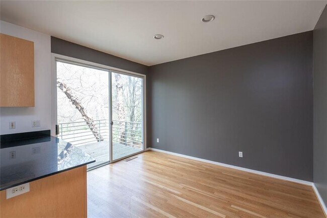 Building Photo - 2463 Field Way