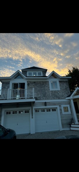Primary Photo - 33 Sols Point Rd