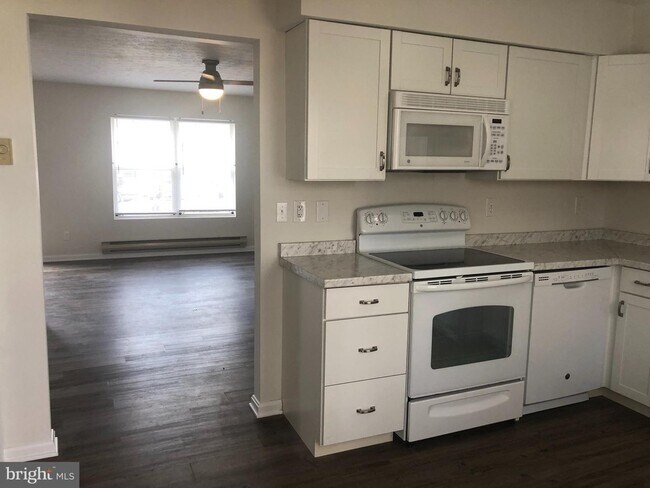 Building Photo - 2908 Sorrell Ct