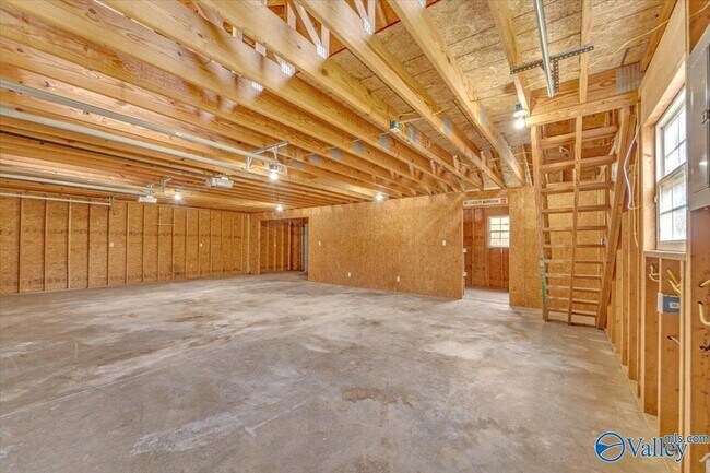 Building Photo - 117 Mandy Dr