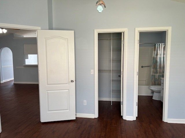 Building Photo - 116 E Sonata Cir