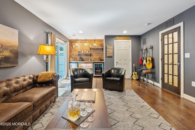 Building Photo - 207 Yale Blvd