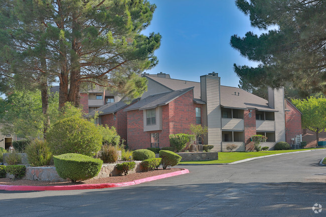 Building Photo - High Ridge Apts.