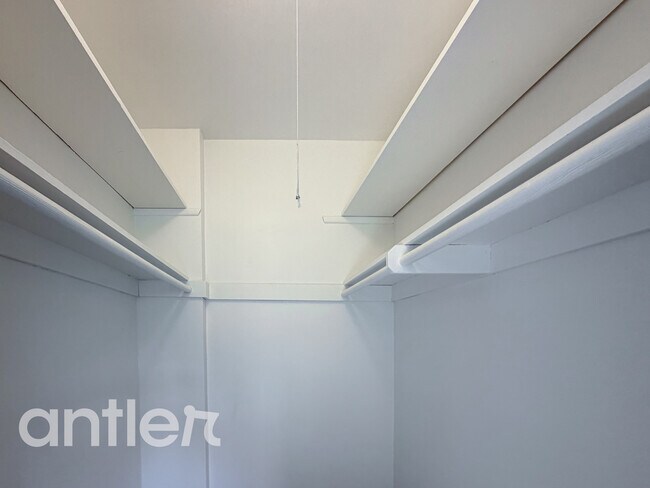 Building Photo - 4033 Palmwood Dr