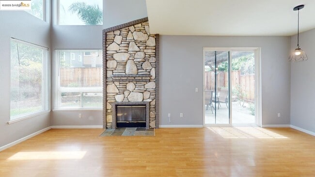 Building Photo - 1032 Twinbridge Ct