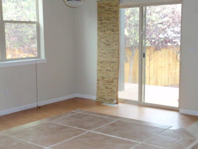 Building Photo - Two Story Home in the Riverstone Community