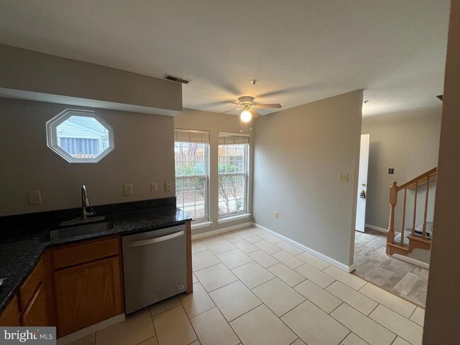 Building Photo - 47745 Devin Cir