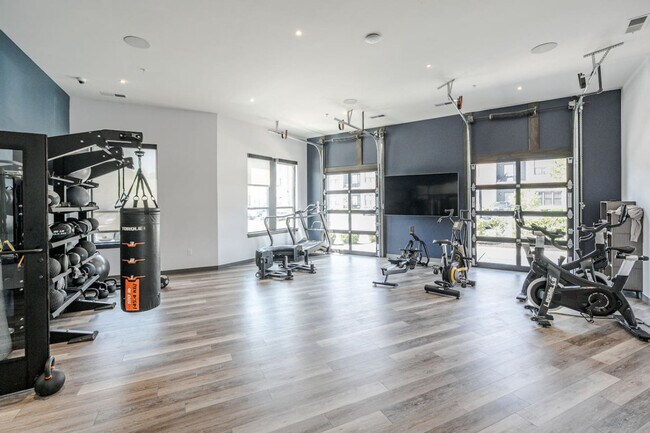 Building Photo - 11150 Lantern Rd