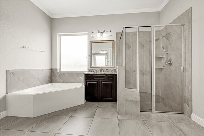 Building Photo - 7346 Enchanted Island Ln