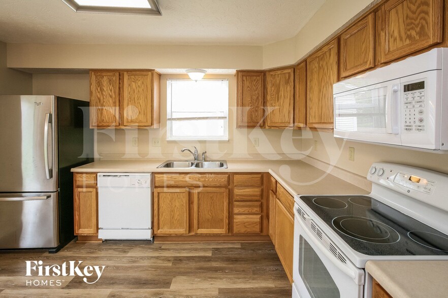 Building Photo - 15121 Proud Truth Dr