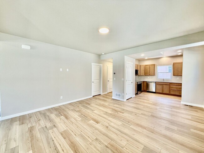 Building Photo - 5217 Palomino Ranch Point