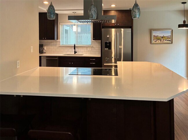Building Photo - 3916 Amy Cir