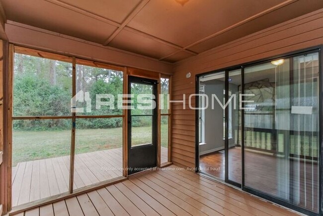 Building Photo - 2660 Sheffield Ct