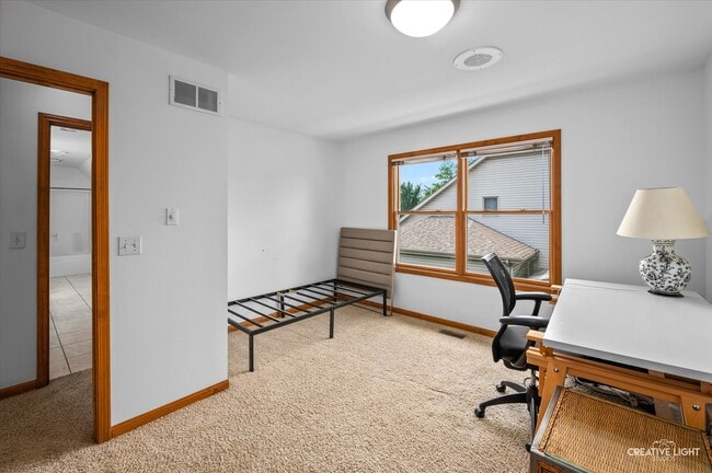 Building Photo - 24456 Tufton St