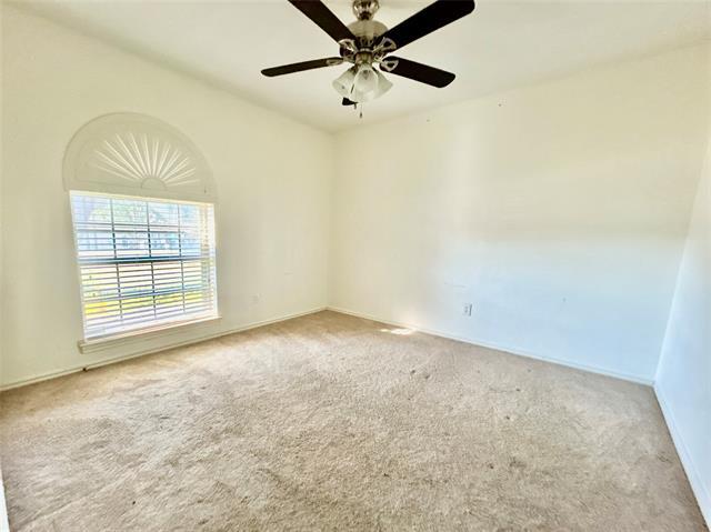 Building Photo - 6010 Fawn Valley Ln