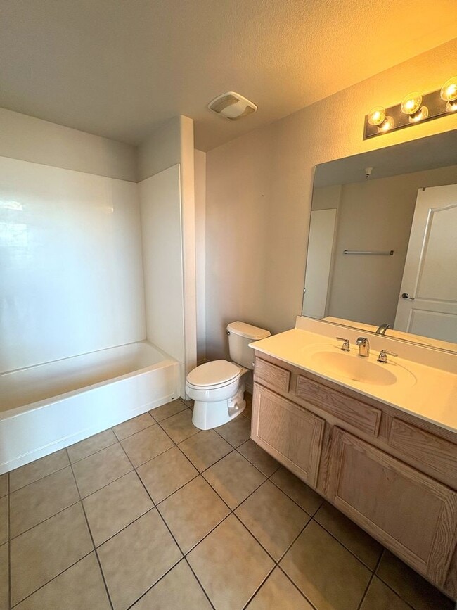 Building Photo - Beautiful, 2 story penthouse loft at the Manhattan condos on the south strip.