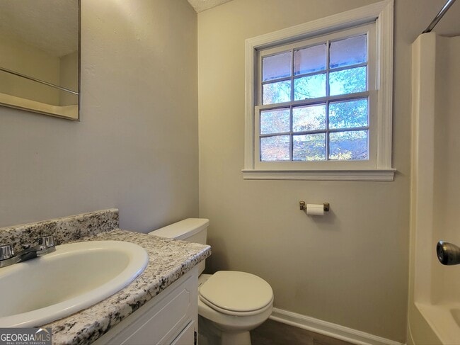 Building Photo - 354 Emily Cir