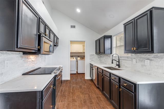 Building Photo - 7936 Maiden Ln