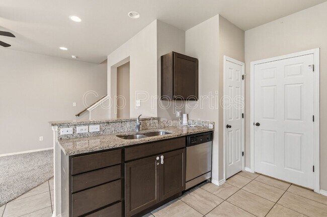 Building Photo - 11103 Belair Dr