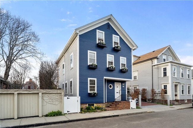 Building Photo - 33-35 Marsh St