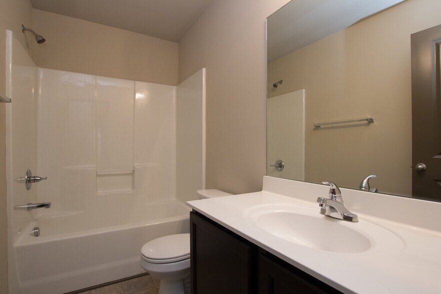 Building Photo - 651 Sweet Ashley Way
