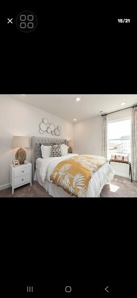 Building Photo - 1002 Harry Ct