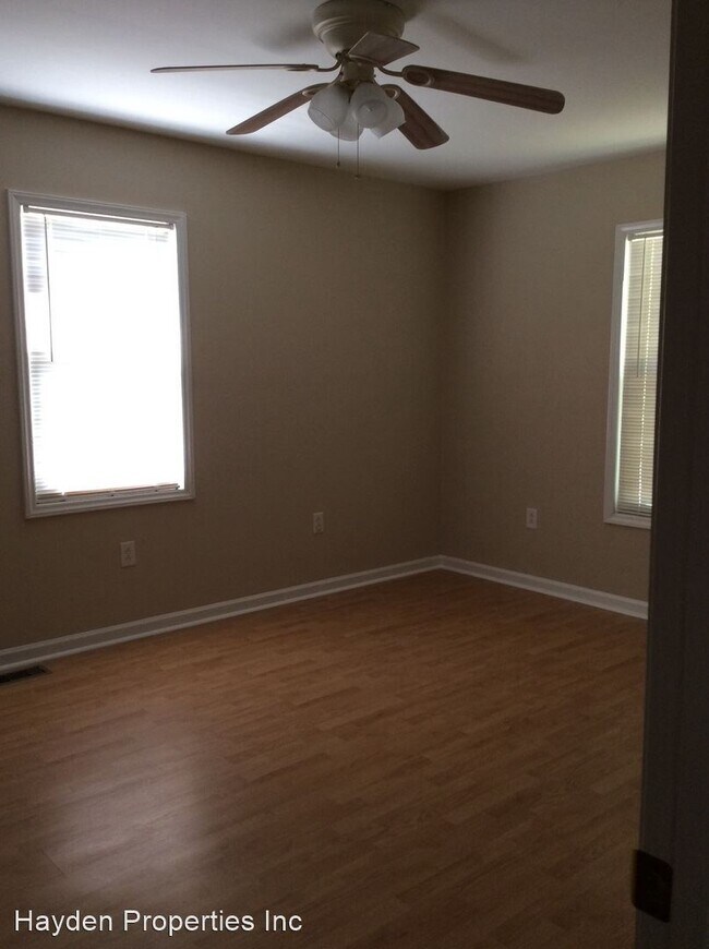 Building Photo - 2 br, 1 bath House - 216 Safie 5th Street