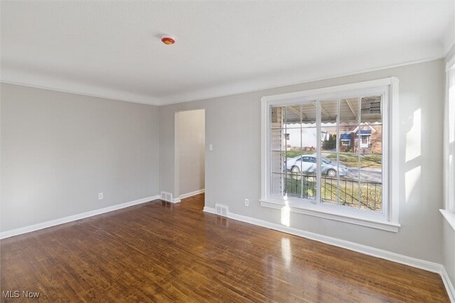 Building Photo - 2531 North Ave