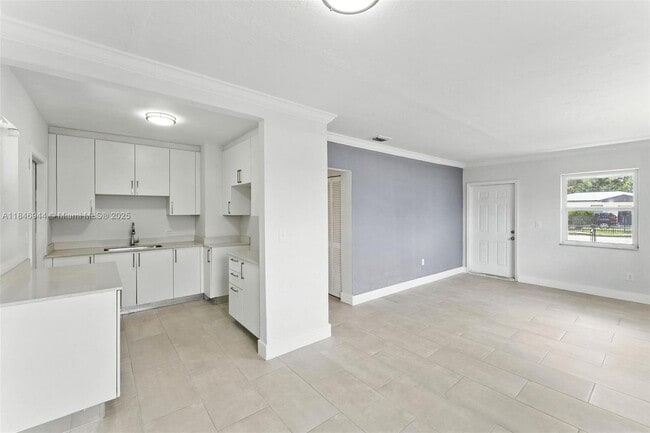 Building Photo - 1245 NW 84th Terrace