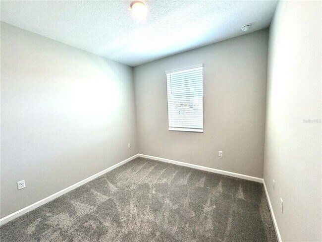 Building Photo - 346 Lady Palm St